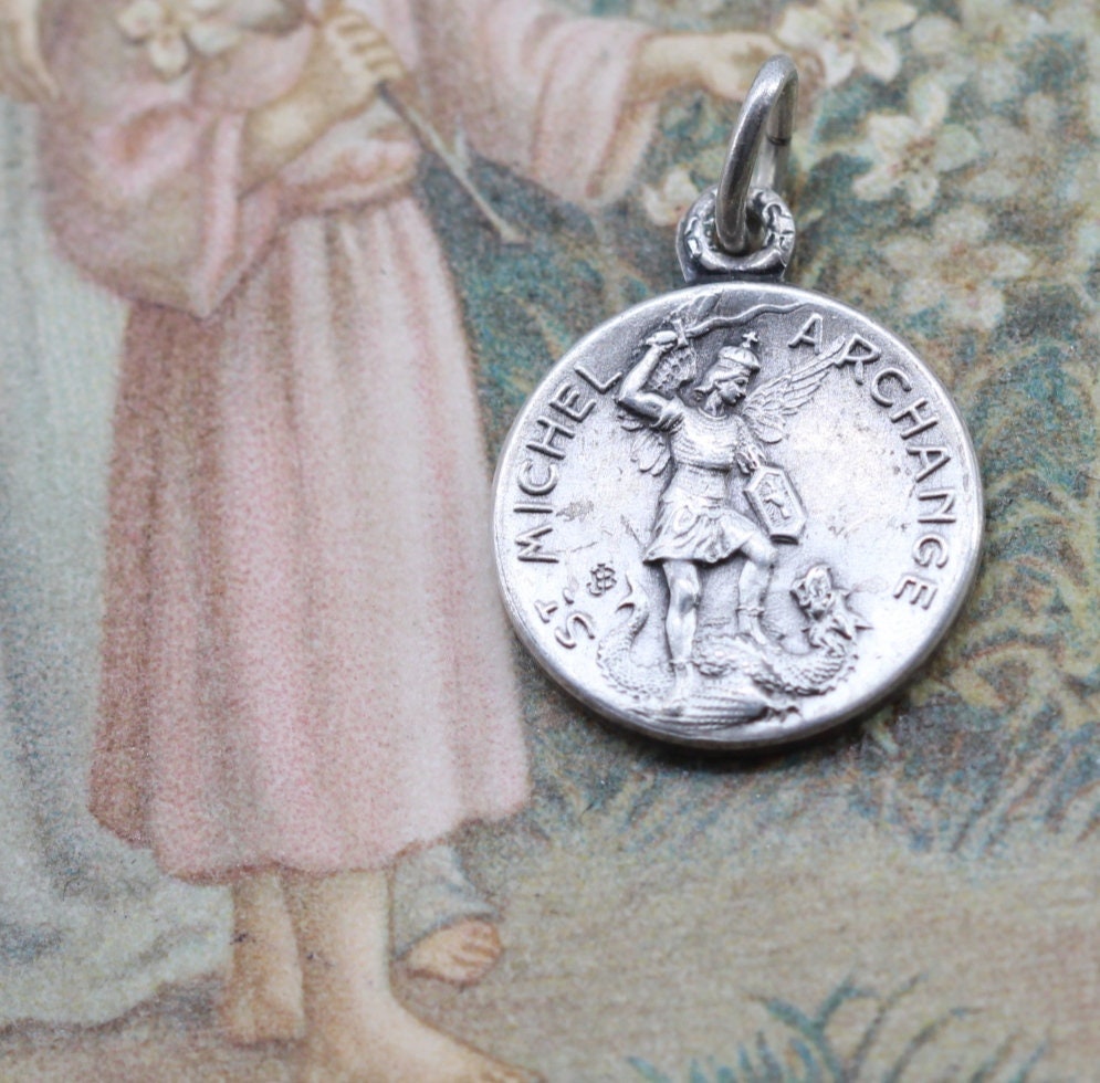 Ancienne Médaille Saint Michel