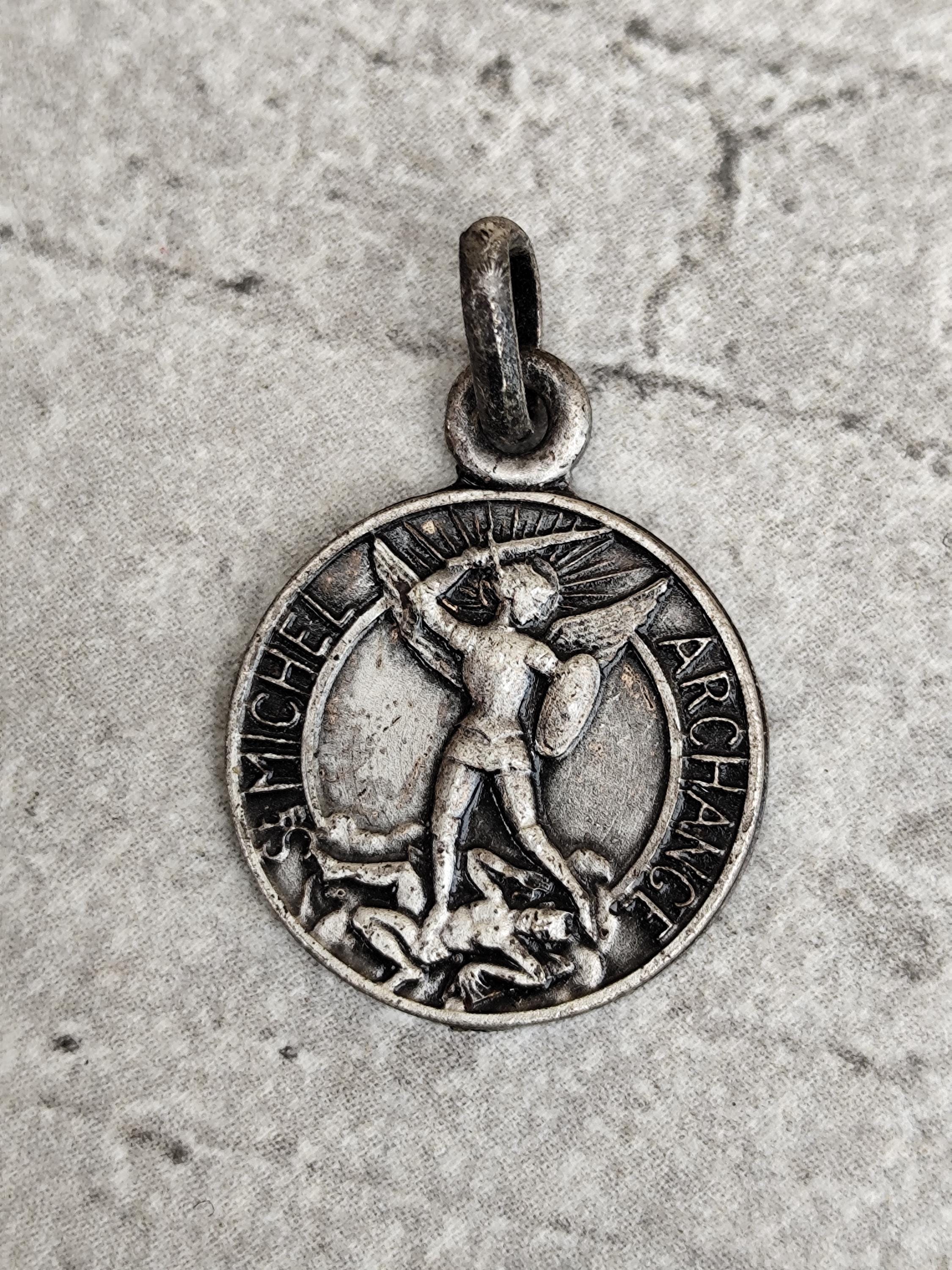 Mont saint michael pendant - Etsy 日本