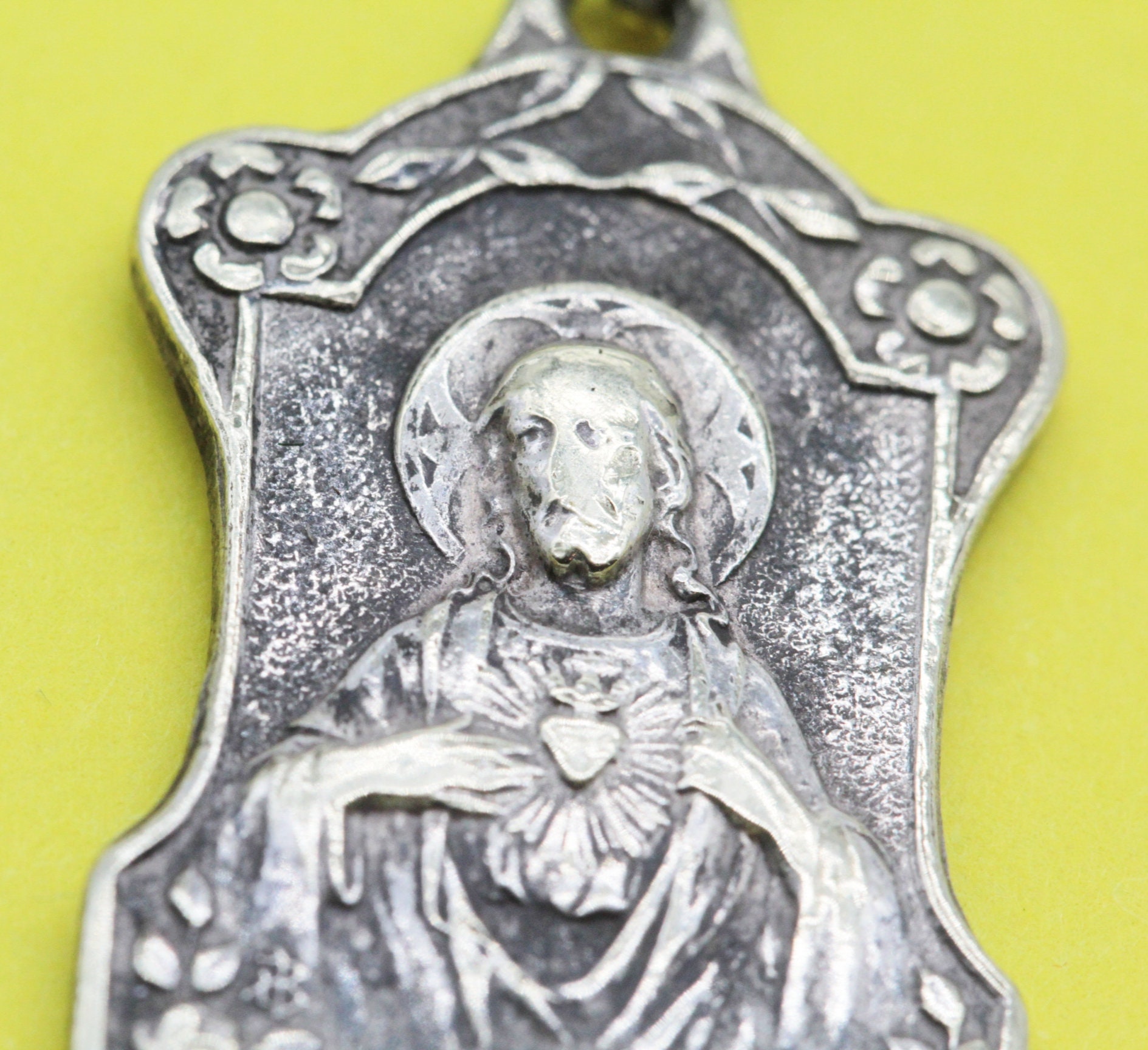 Ancienne Médaille Jésus Christ Montmartre