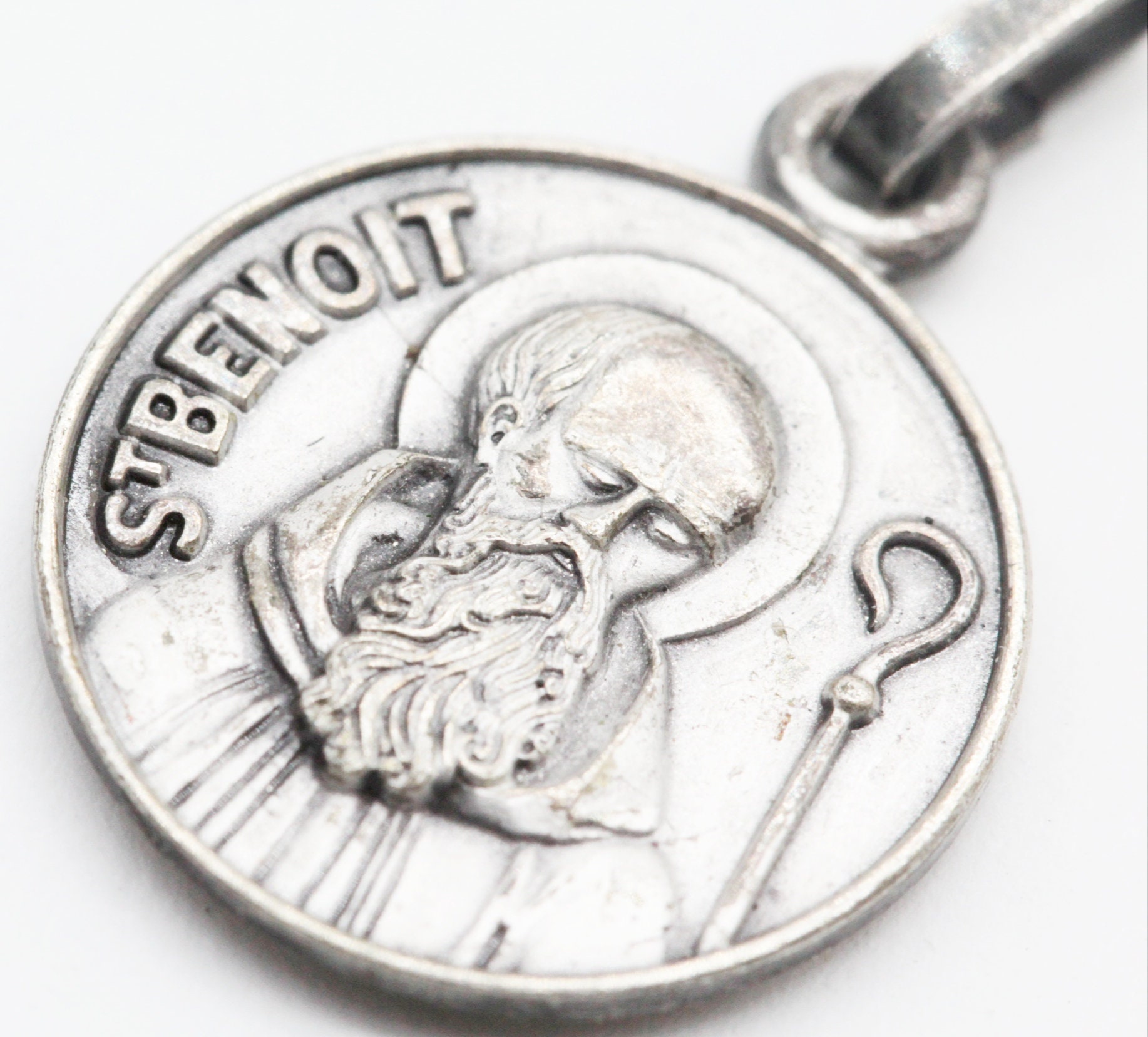 Ancienne Médaille Saint Benoit