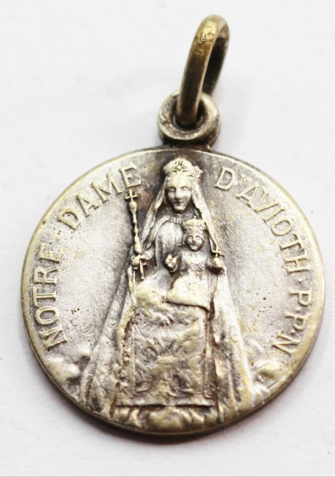 Rare Médaille Notre Dame d'avioth