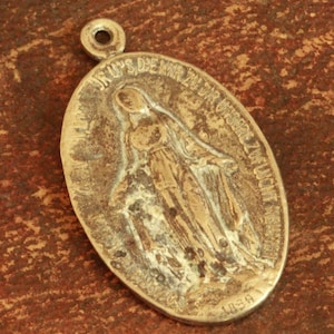 rare miraculous Virgin Mary medal