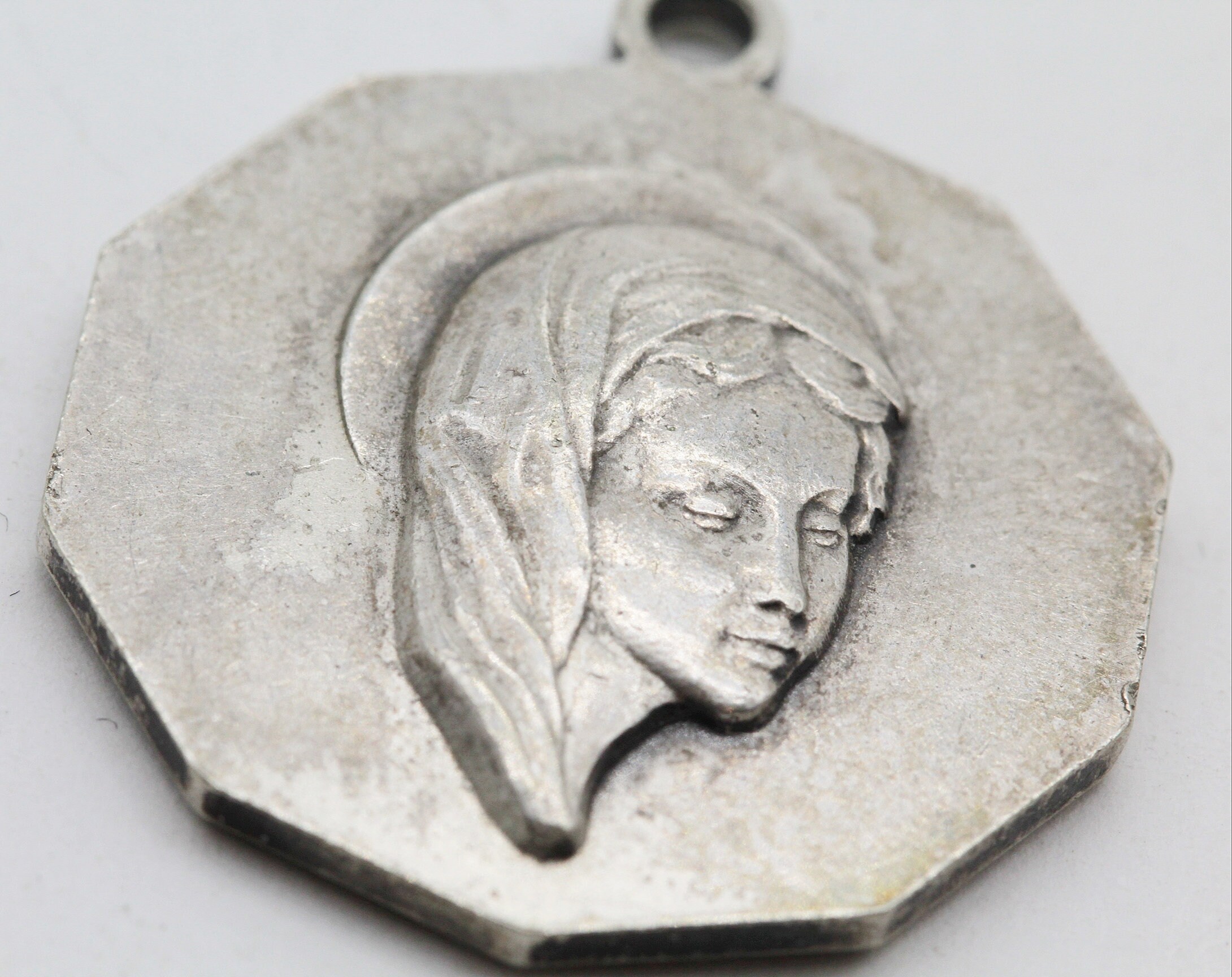 Ancienne Médaille Religieuse Ourscamp