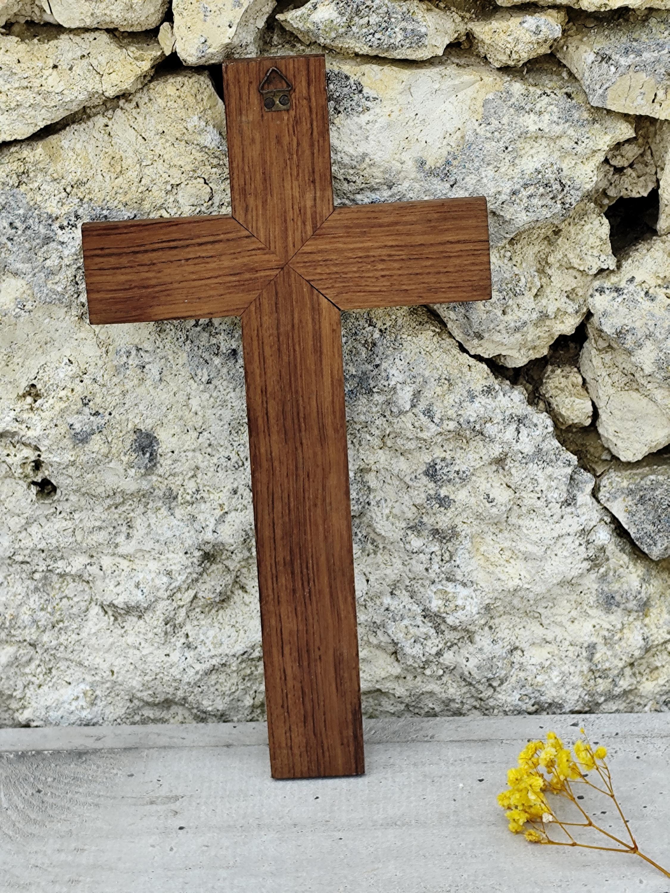 YQSDG Crocifisso In Metallo Con INRI – Decorazione Murale 19,5x9,5 Cm – Rame E Nero – Croce Cattolica Artigianale Da Appendere - 2