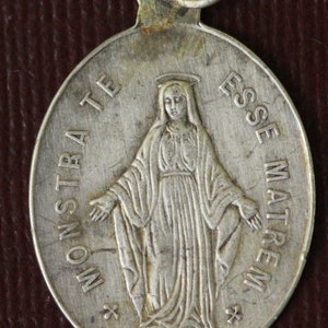 rare congregation of the children of mary medal
