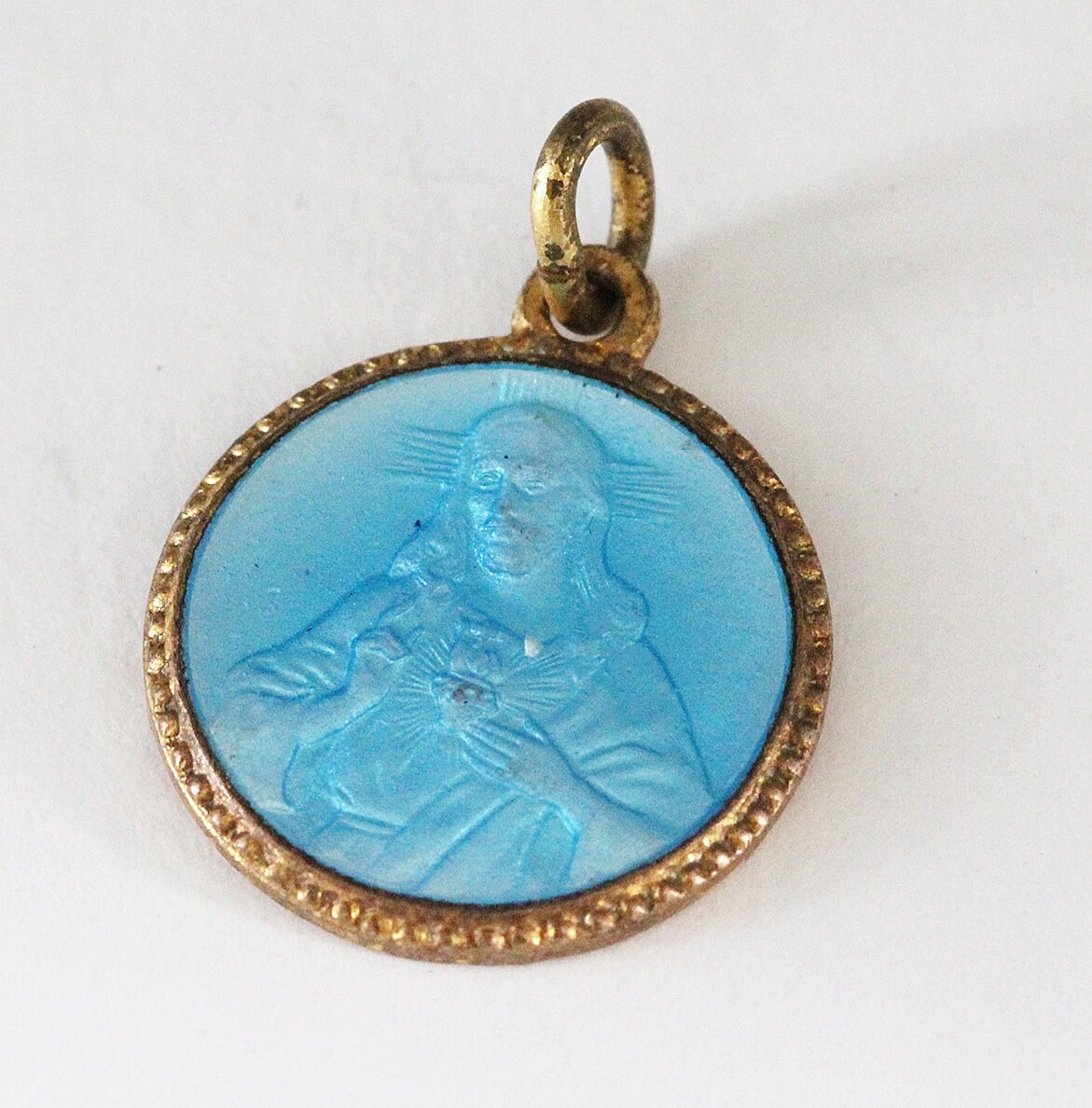 Rare Ancienne Médaille en Email Jésus Christ