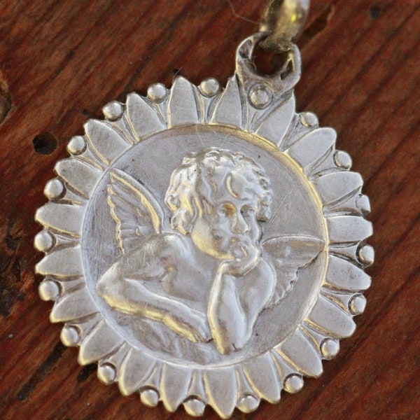 Ancienne médaille ange en argent