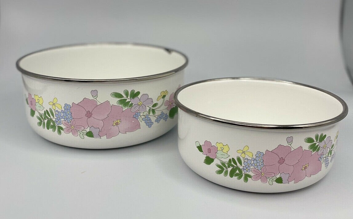 Kobe Bowls Designed Exclusively for Jcpenney 1980s Enamel & Metal White