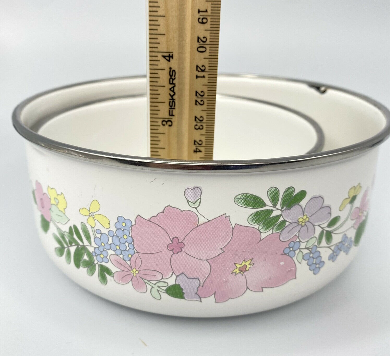 Kobe Bowls Designed Exclusively for Jcpenney 1980s Enamel & Metal White