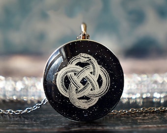 ouroboros hanger, ouroboros sieraden, oneindige slang, slang hanger, slang sieraden