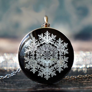 ciondolo fiocco di neve , gioielli fiocco di neve , gioielli invernali , collana invernale , collana congelata , ciondolo fiocco di neve