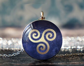 triskelion sieraden, tiener wolf, triskelion ketting, tiener wolf sieraden, triskele ketting, viking hanger