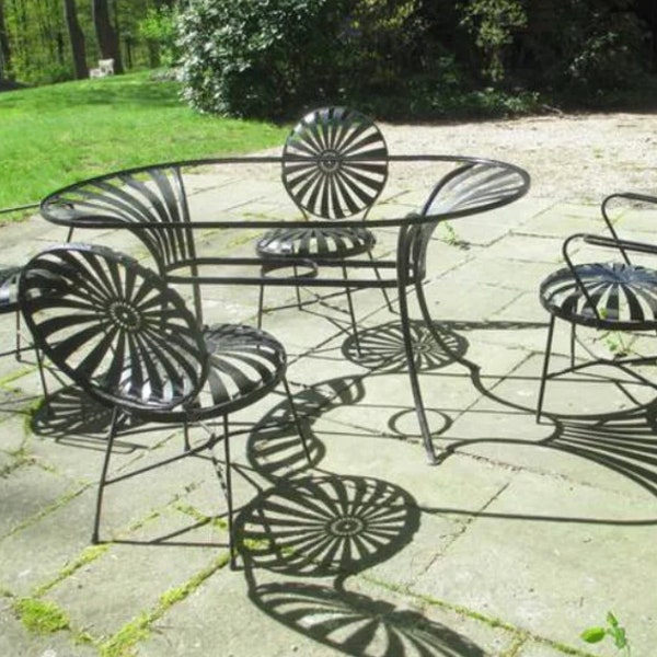 Francoise Carre Outdoor Patio Furniture - Table and 4 chairs