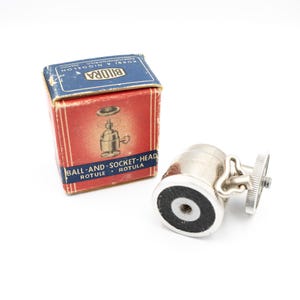 Testa a sfera e presa Bilora per treppiede per fotocamera Fotografia vintage retrò su pellicola