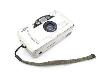 Vintage: Samsung FINO 40S Panorama 35mm Film Camera