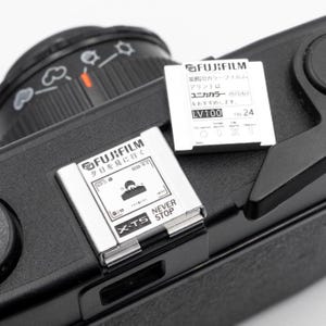 Custom Silver Fujifilm X-T5 LV100 Hot Shoe Cover, Unique Camera, Gift for Photographer, Customizable Camera Accessories