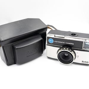 Kodak 155X Instamatic 1970&#39;s Vintage Retro 126 Film Photography Analog Viewfinder Camera