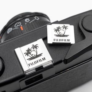 Custom Silver Fujifilm Palm Tree Landscape Hot Shoe Cover, Unique Camera, Gift for Photographer, Customizable Camera Accessories