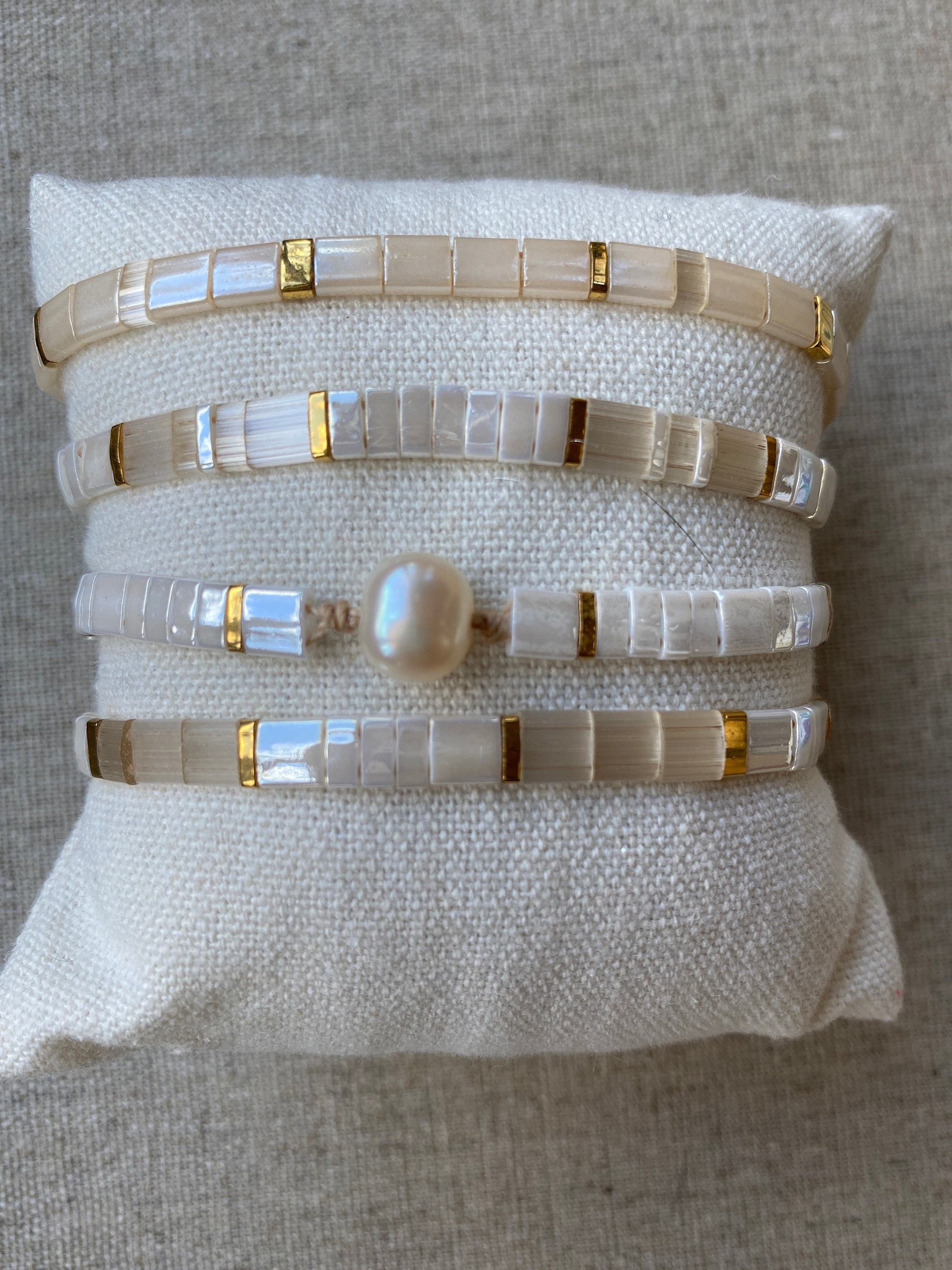 Tila Bead Bracelet Adjustable Colorful Glass Miyuki TILA -    Friendship bracelets with beads, Beaded bracelets, Rainbow beads