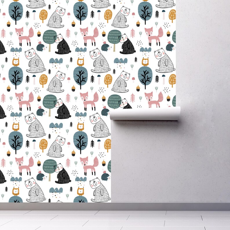 Scandinavian Wallpaper / Childrens Room / Woodland Animals / Hand Drawn