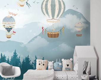 Heißluftballon Wandbild / Kindertapete / Berge mit Wald / Jungenzimmer Idee