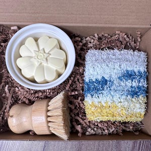 Zero Waste Solid Dish Soap Set: Brush & Cotton Scrubby