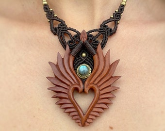 Macrame necklace labradorite, indonesien wood wings bali, wooden jewelry, angel wings, heart, semi preciuos stone, ethnic, fantasy jewelry