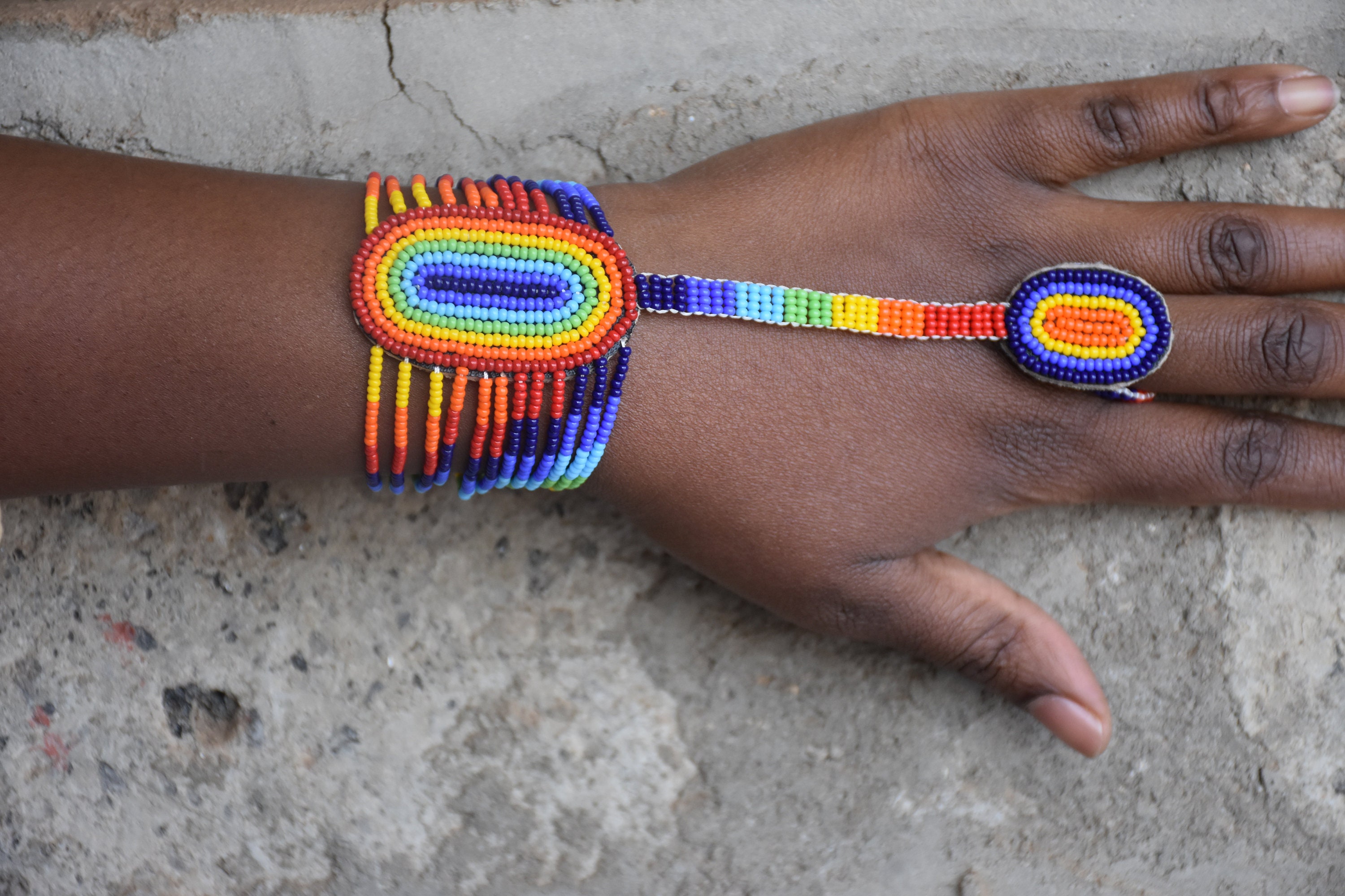 Blue African Clay Bead Bracelet – AFRIKAN ATTIRE