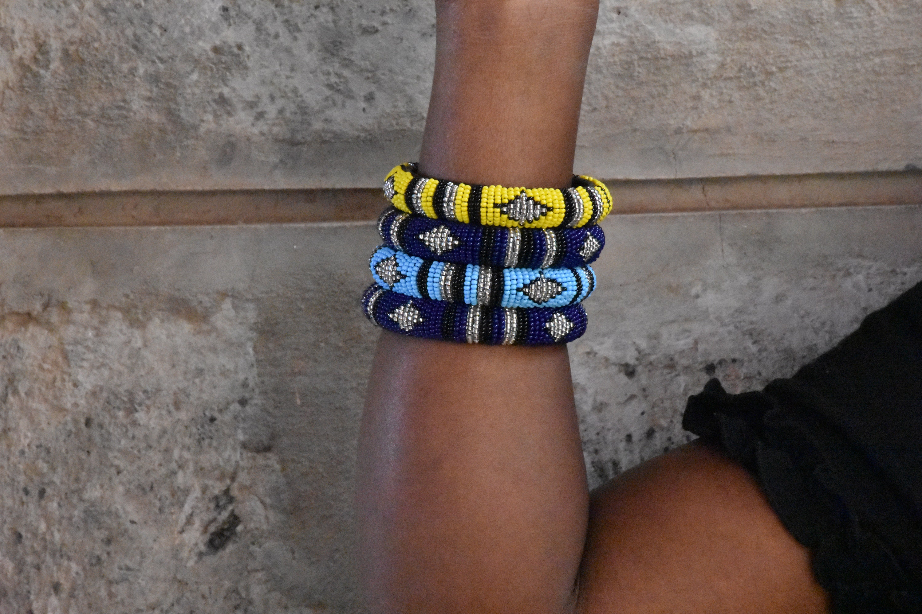 EN VENTA pulseras con cuentas de zulú pulseras africanas con Etsy