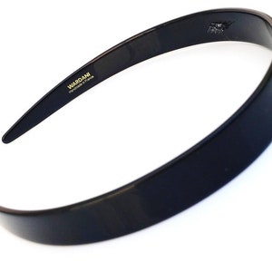 Wardani,1/2 French tortoiseshell headband with small teeth on the side for better grip ,1.5 cm Handmade in France Black