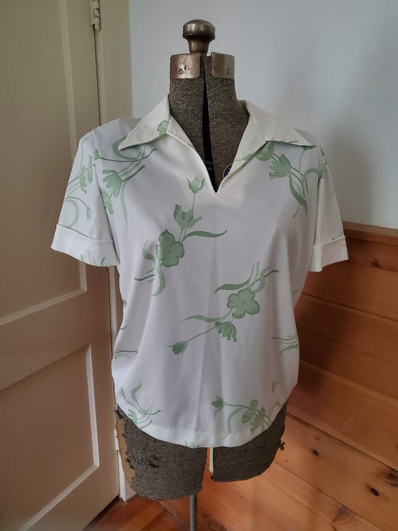 Vintage 1970's Devon Green Floral Print Blouse