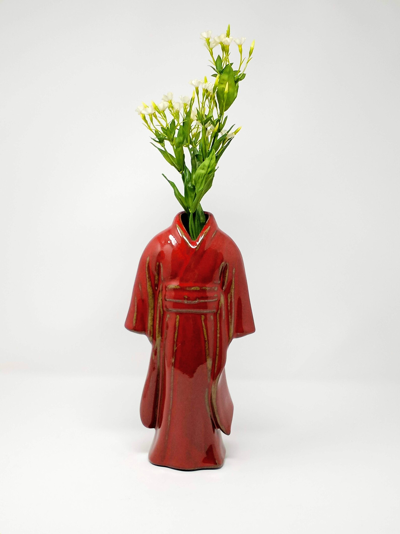 Elegant Red Kimono Vase // Vintage Ceramic // Unique Oriental Etsy