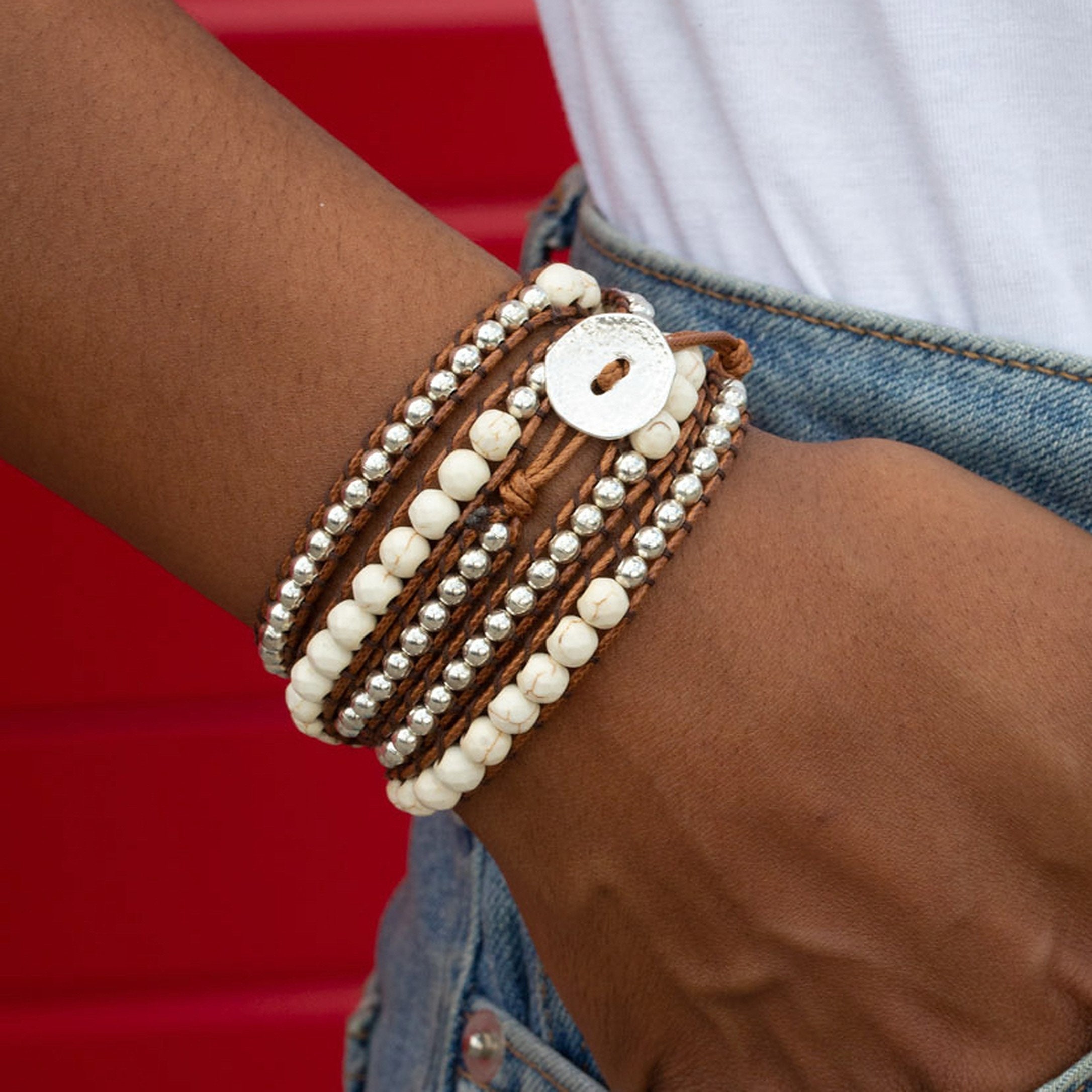 White shop wrap bracelet