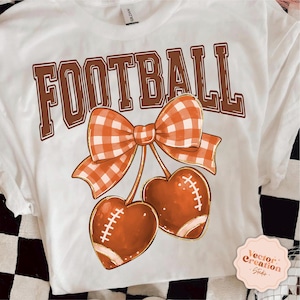 Fußballspieltag Png, Preppy Fußball Png-Bundle, Herbst Fußball Png, Touchdown Png, Kokette Fußball Png, Girly Kokette Fußball Png-Shirt