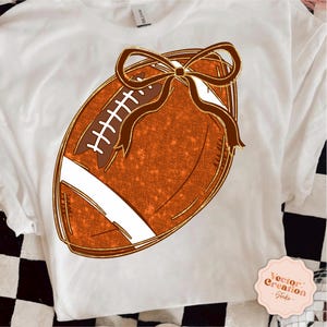 Fußballspieltag Png, Preppy Fußball Png-Bundle, Herbst Fußball Png, Touchdown Png, Kokette Fußball Png, Girly Kokette Fußball Png-Shirt