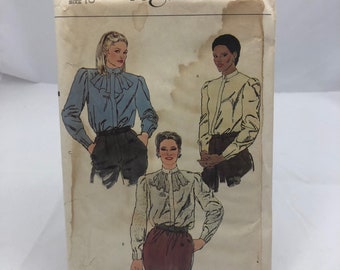 Vogue 7864 Vintage Sewing Pattern 70s/80s Long-Sleeved Blouse With Ruffled Jabot Size 10, Bust 32.5" UNCUT FF