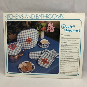 Creative Patterns 1975 Kitchens and Bathrooms Idea and Instruction Book to make Sewn Accessories