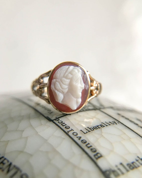 Antique Georgian \ Victorian Cameo 10k Gold Ring |