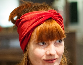 Red Velvet Stirnband für den Herbst / Winter aus Samt in rot / elegantes weiches Ohren wärmer Haarband