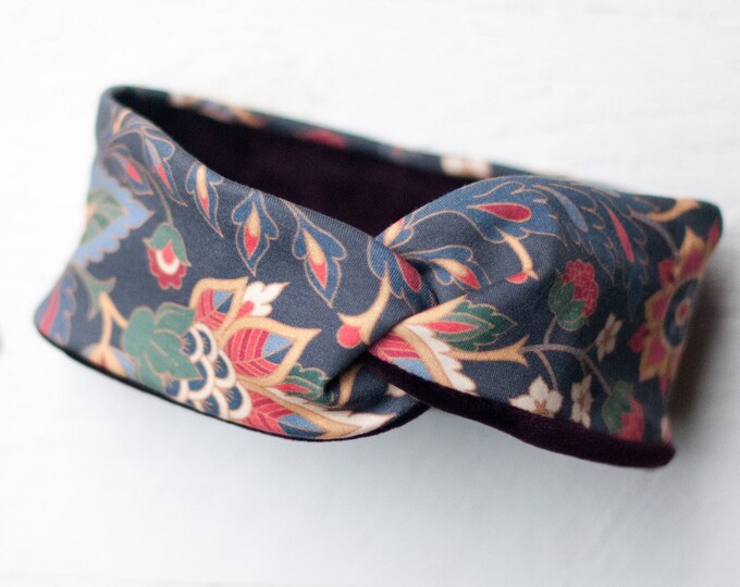Künstlerische Aquarell Pflanzen / Blumen auf einem Stirnband aus Bio - Jersey / opulente Blüten und Blumen / mit Samt gefüttert / blau