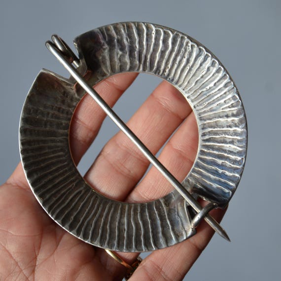 1990s Huge, heavy, SOLID STERLING SILVER, vintage… - image 7