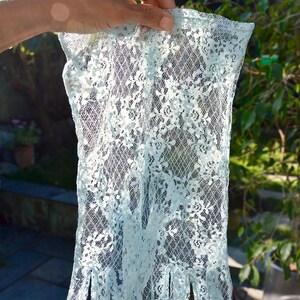 1950s/1960s powder blue, sheer lace, mid-arm nylon gloves w/rose trellis pattern. Size Medium-Large. Mid-Century. Gossamer. Floral. Flowers. image 7