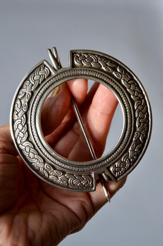 1990s Huge, heavy, SOLID STERLING SILVER, vintage… - image 1