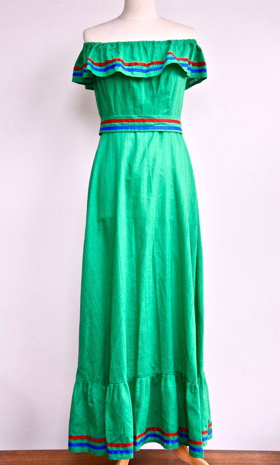 1970s Jade green off-the-shoulder maxi dress with… - image 2