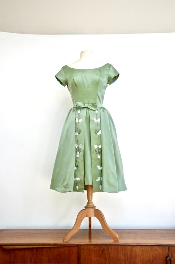 1950s/1960s whipped pistachio green satin cocktail