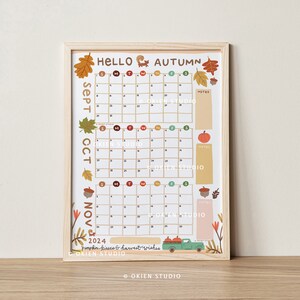 Puede incluir: Un calendario imprimible para septiembre, octubre y noviembre de 2024 con un tema oto&ntilde;al. El calendario presenta ilustraciones de calabazas, bellotas, hojas y un cami&oacute;n. El texto "HELLO AUTUMN" est&aacute; en la parte superior del calendario.