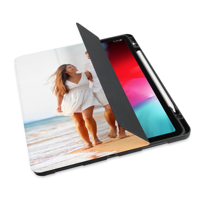 Étui pour iPad personnalisé avec vos propres images Étui mince avec porte-crayon pomme Coque arrière en TPU souple pour iPad 10,9 9,7 10,2 10,9 Pro 11 12,9 mini 6 image 5