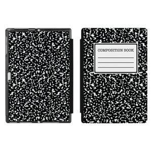 Puede incluir: Diseño de portada de cuaderno de composición en blanco y negro con el texto "COMPOSITION BOOK" impreso en la parte delantera. La portada tiene un patrón clásico de papel de cuaderno.