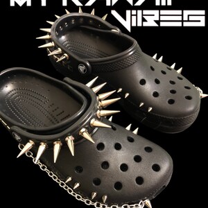black spiked crocs