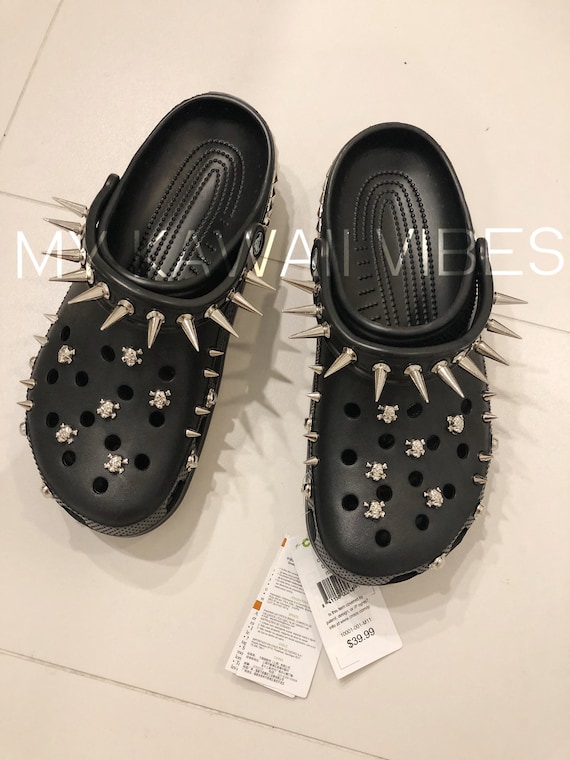 black crocs with spikes